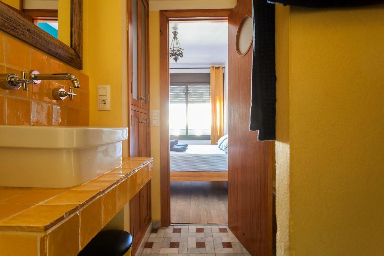 Atico Resitur Triana Apartment Sevilla Exterior foto