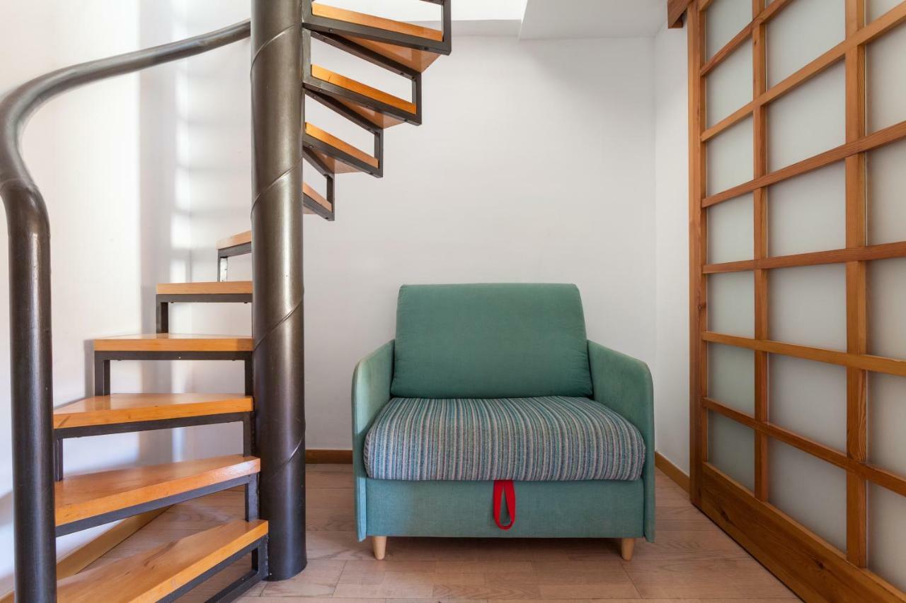 Atico Resitur Triana Apartment Sevilla Exterior foto